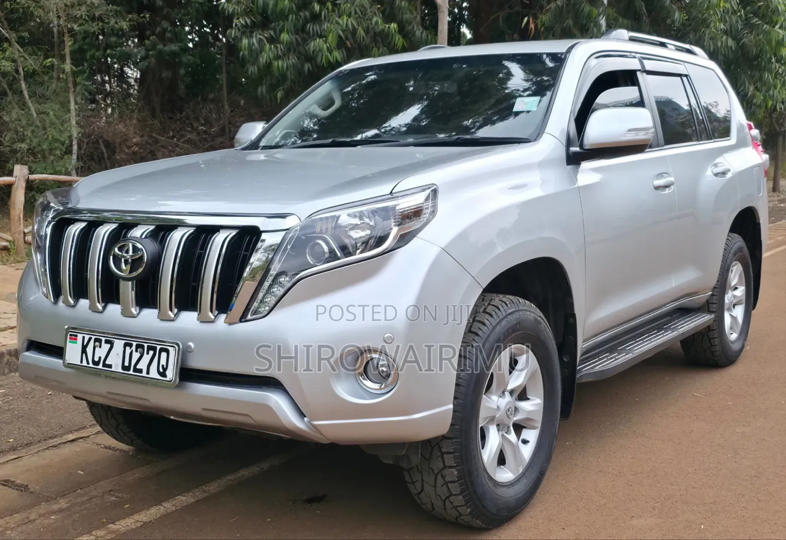 Toyota Land Cruiser Prado 2012 Silver