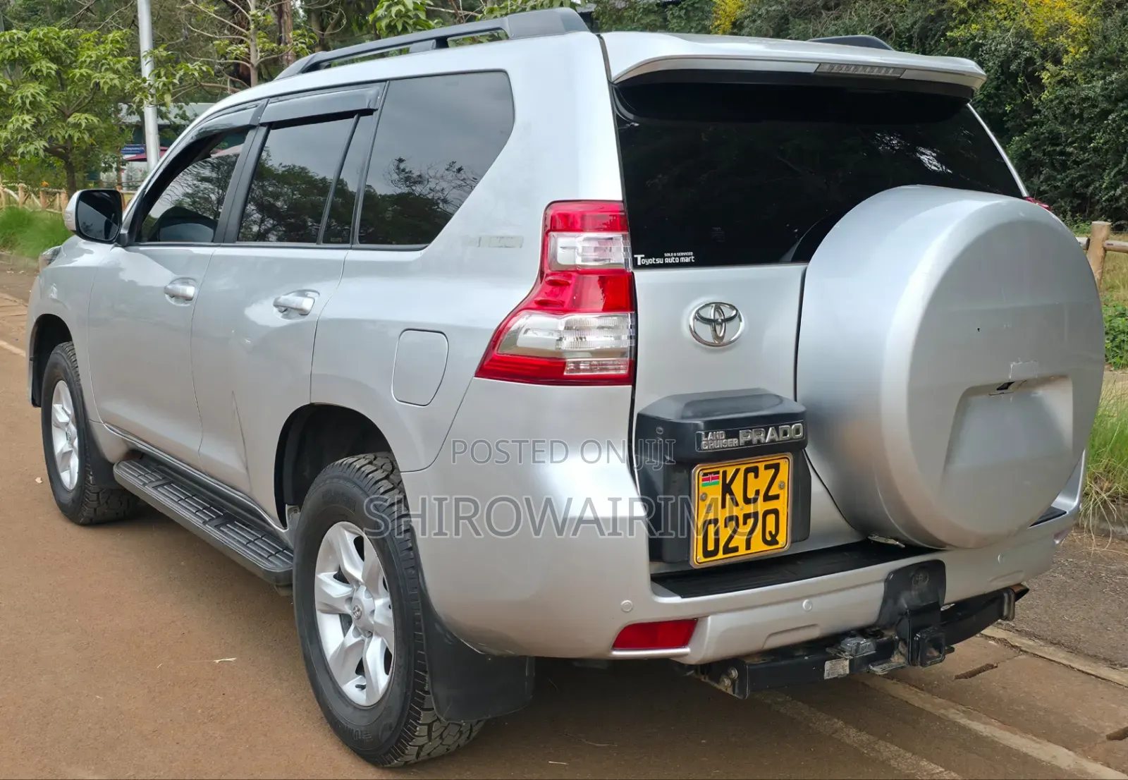 Toyota Land Cruiser Prado 2012 Silver