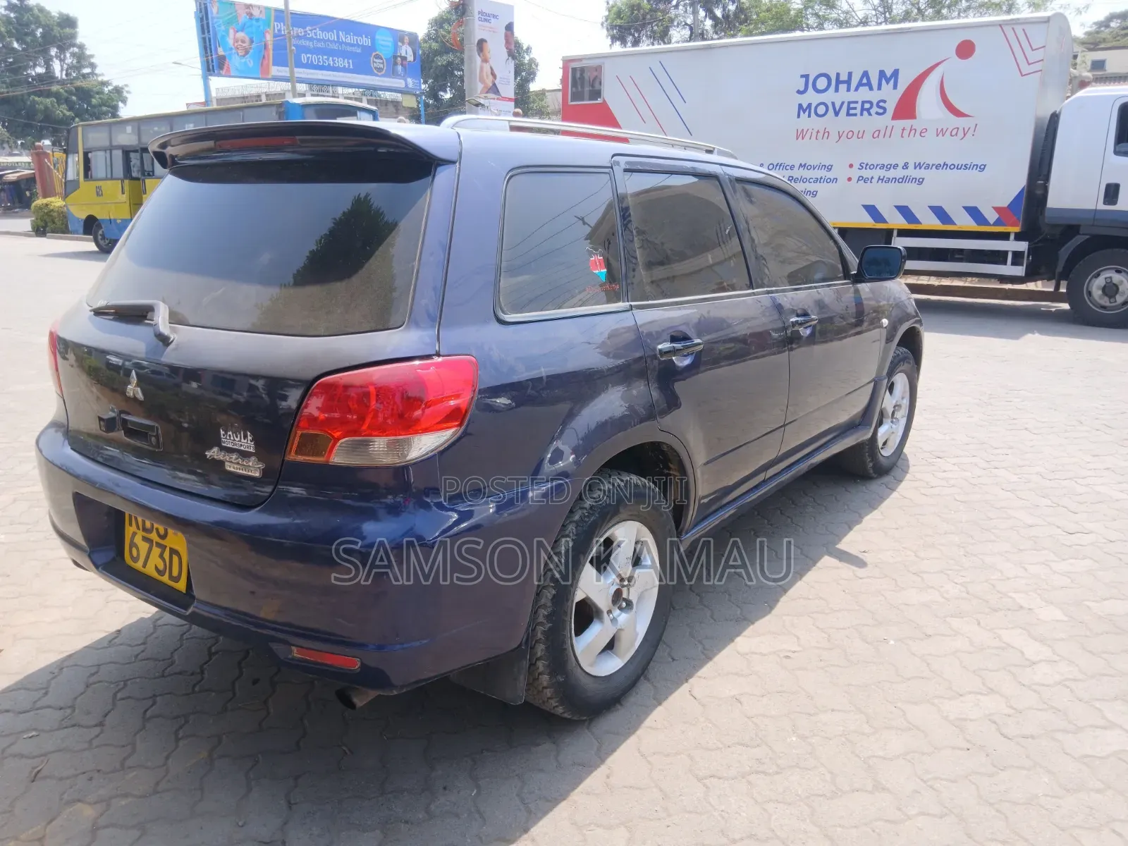 Mitsubishi Airtrek 2002 Blue