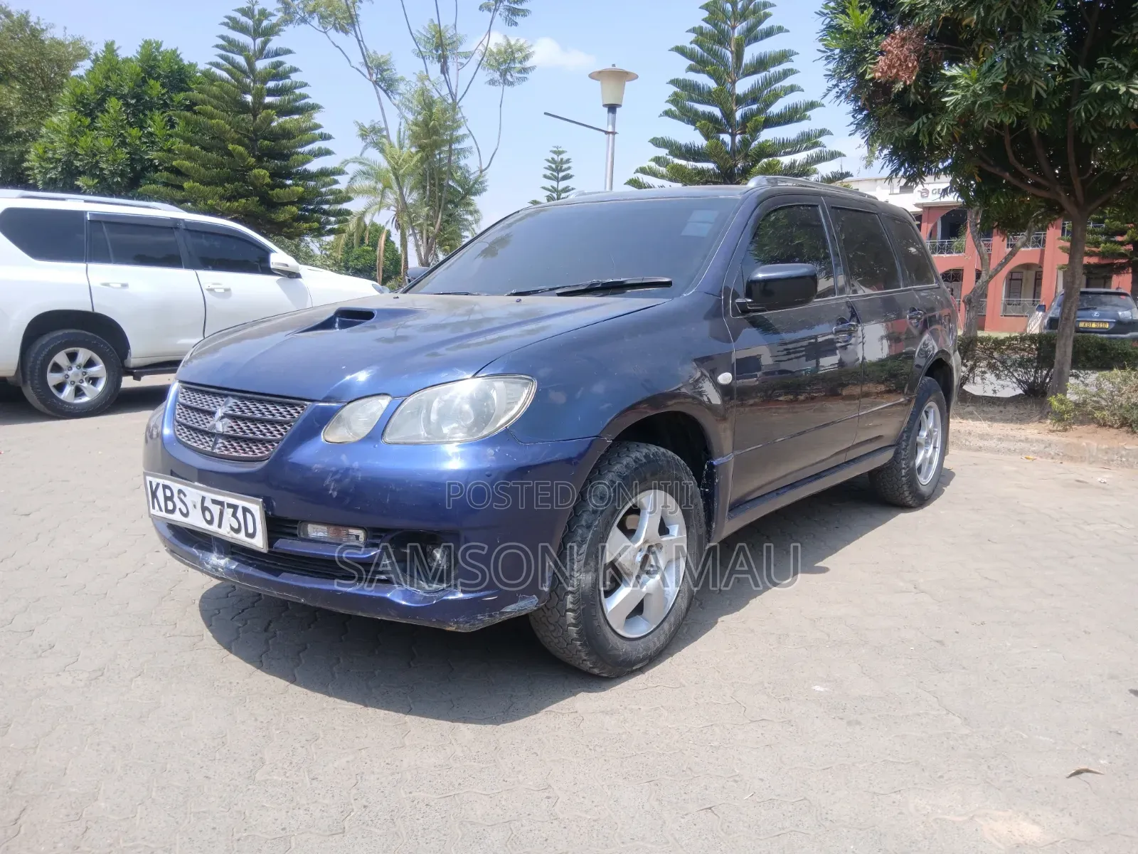 Mitsubishi Airtrek 2002 Blue