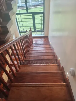 Wooden Floor Sanding and Refinishing Service