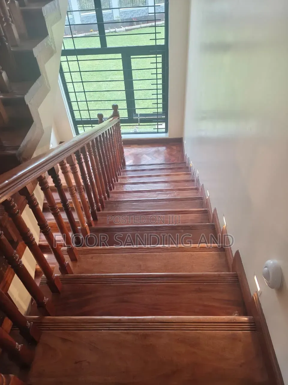 Wooden Floor Sanding and Refinishing Service