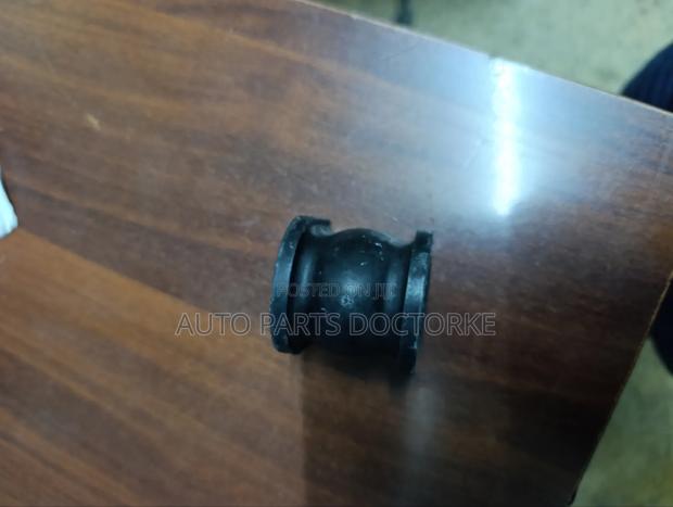 Honda Step Wagon RK Series Front D Bushing - thumbnail 3