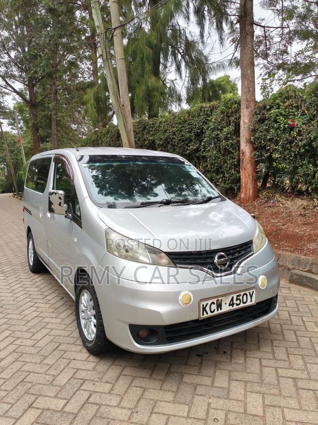 Nissan NV200 2012 Silver - thumbnail 5