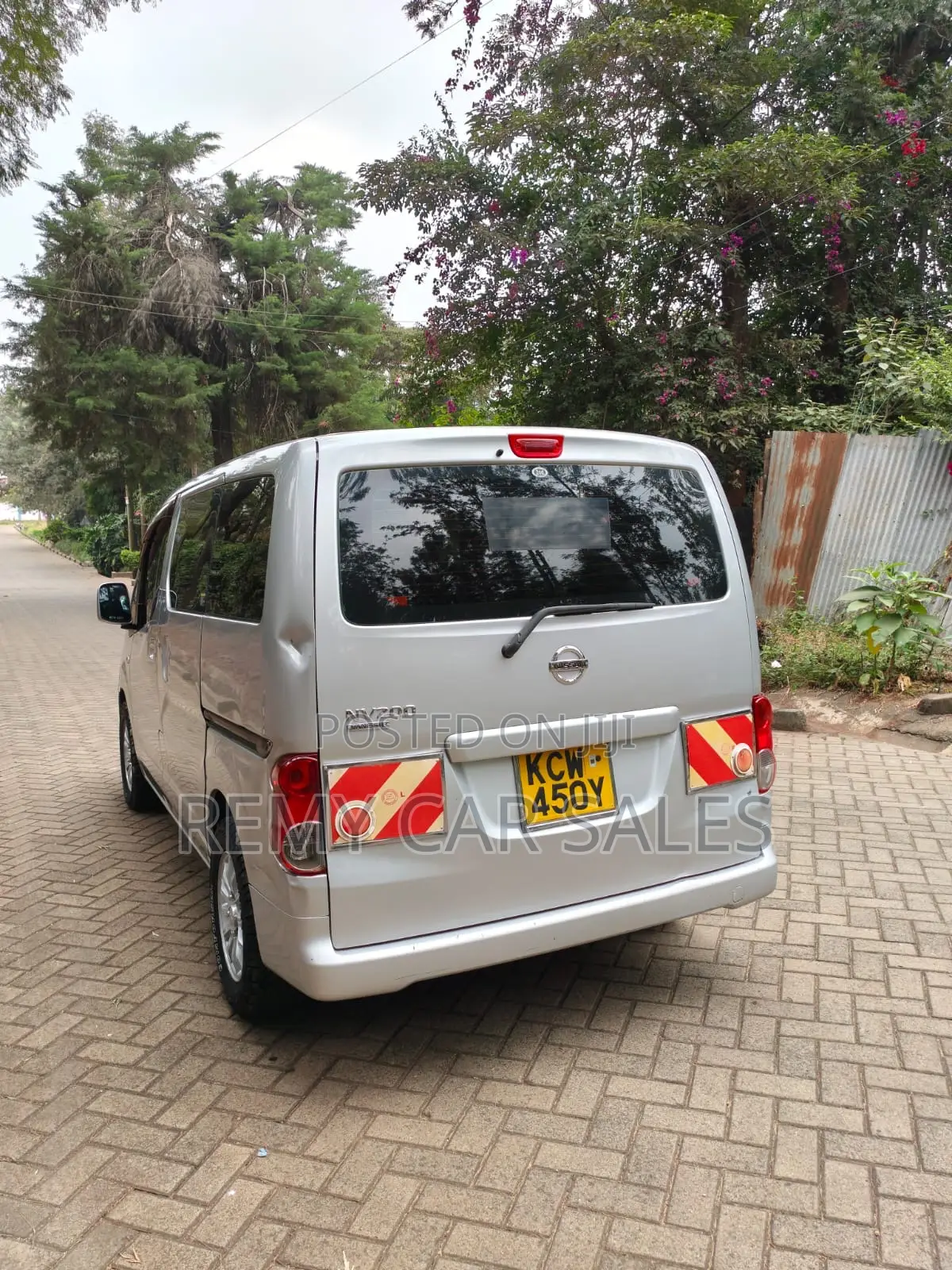 Nissan NV200 2012 Silver