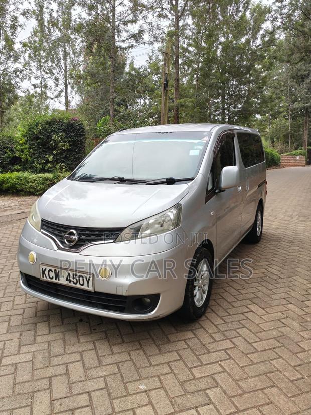 Nissan NV200 2012 Silver - thumbnail 4