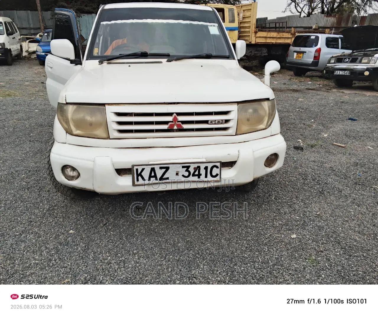 Mitsubishi Pajero 2000 White