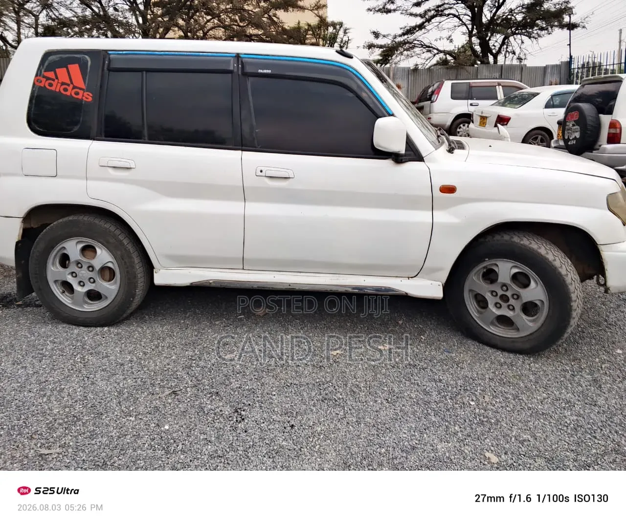 Mitsubishi Pajero 2000 White