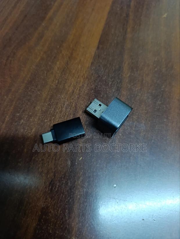 Ottocast Apple/Android Car Play Dongle - thumbnail 2