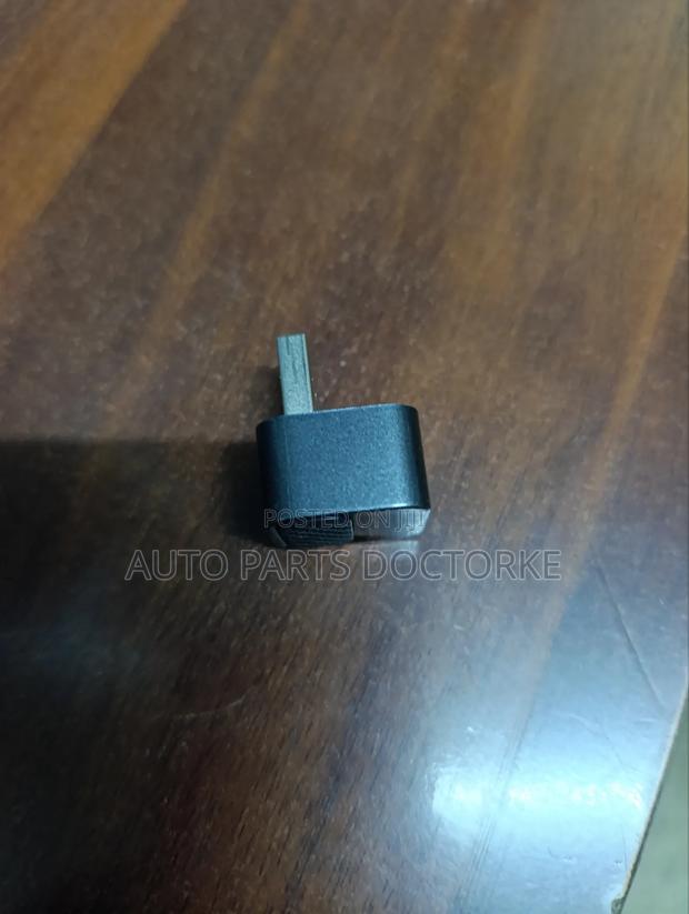 Ottocast Apple/Android Car Play Dongle - thumbnail 4