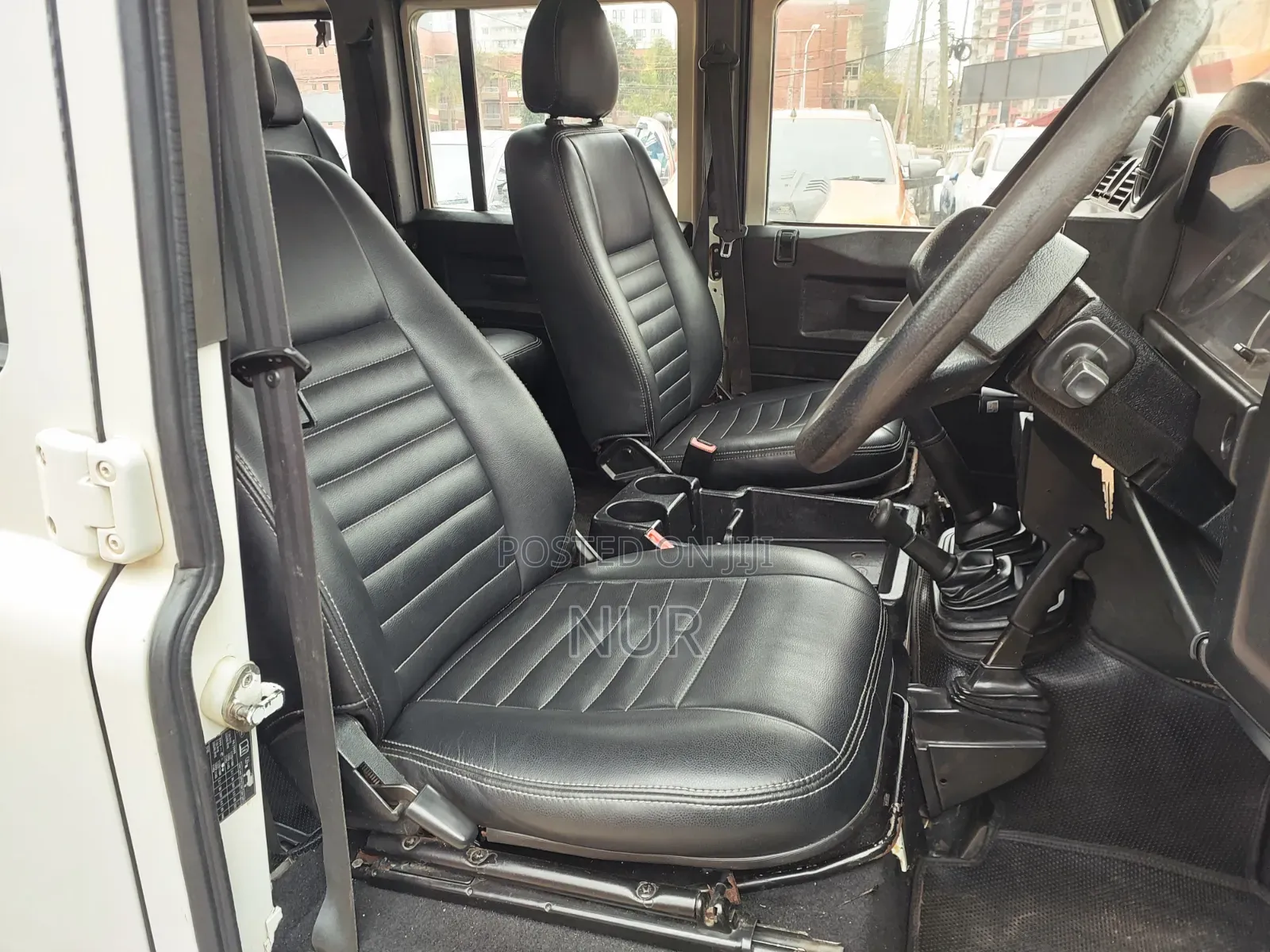 Land Rover Defender 2011 White