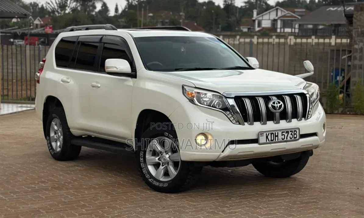 Toyota Land Cruiser Prado 2014 Off white
