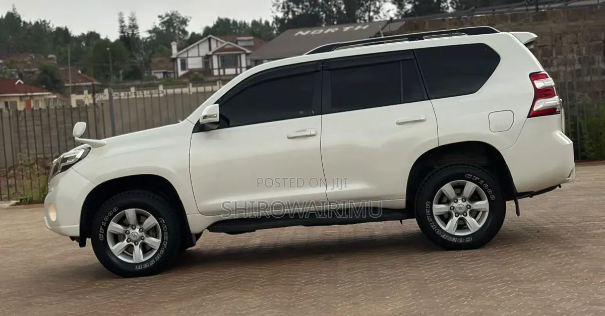 Toyota Land Cruiser Prado 2014 Off white