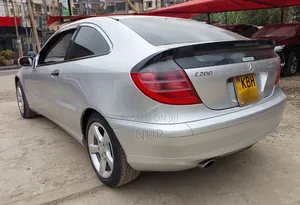 Mercedes-Benz C200 2002 Silver