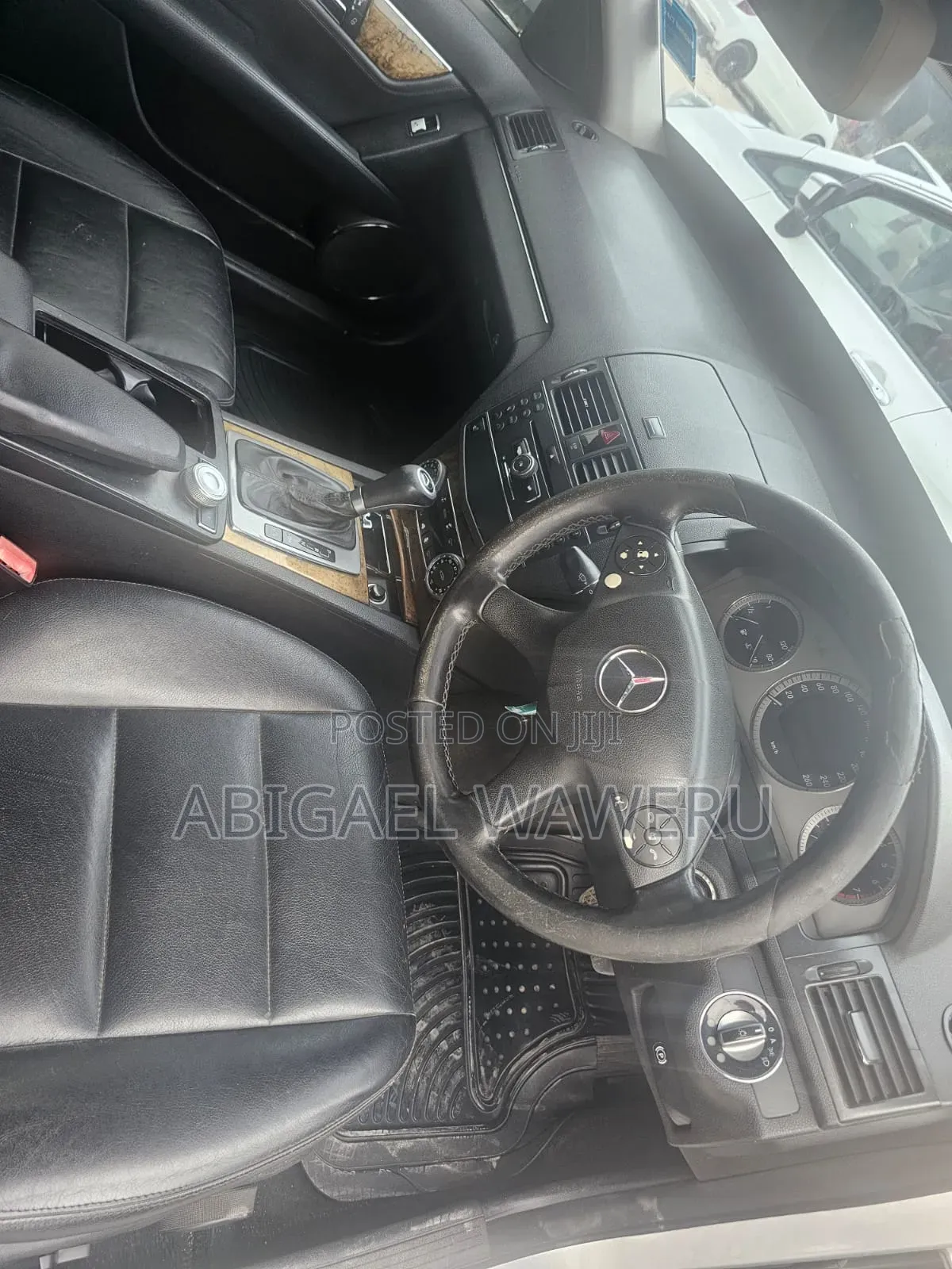 Mercedes-Benz C200 2009 Silver