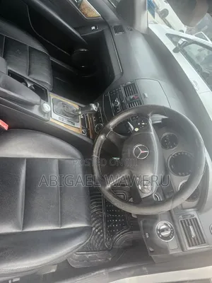Mercedes-Benz C200 2009 Silver