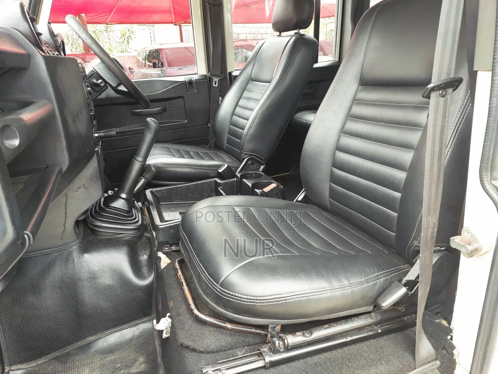 Land Rover Defender 2011 White