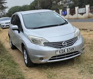 Nissan Note 2013 Silver