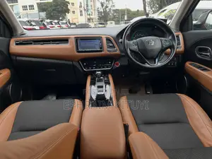 Honda Vezel 2019 Black