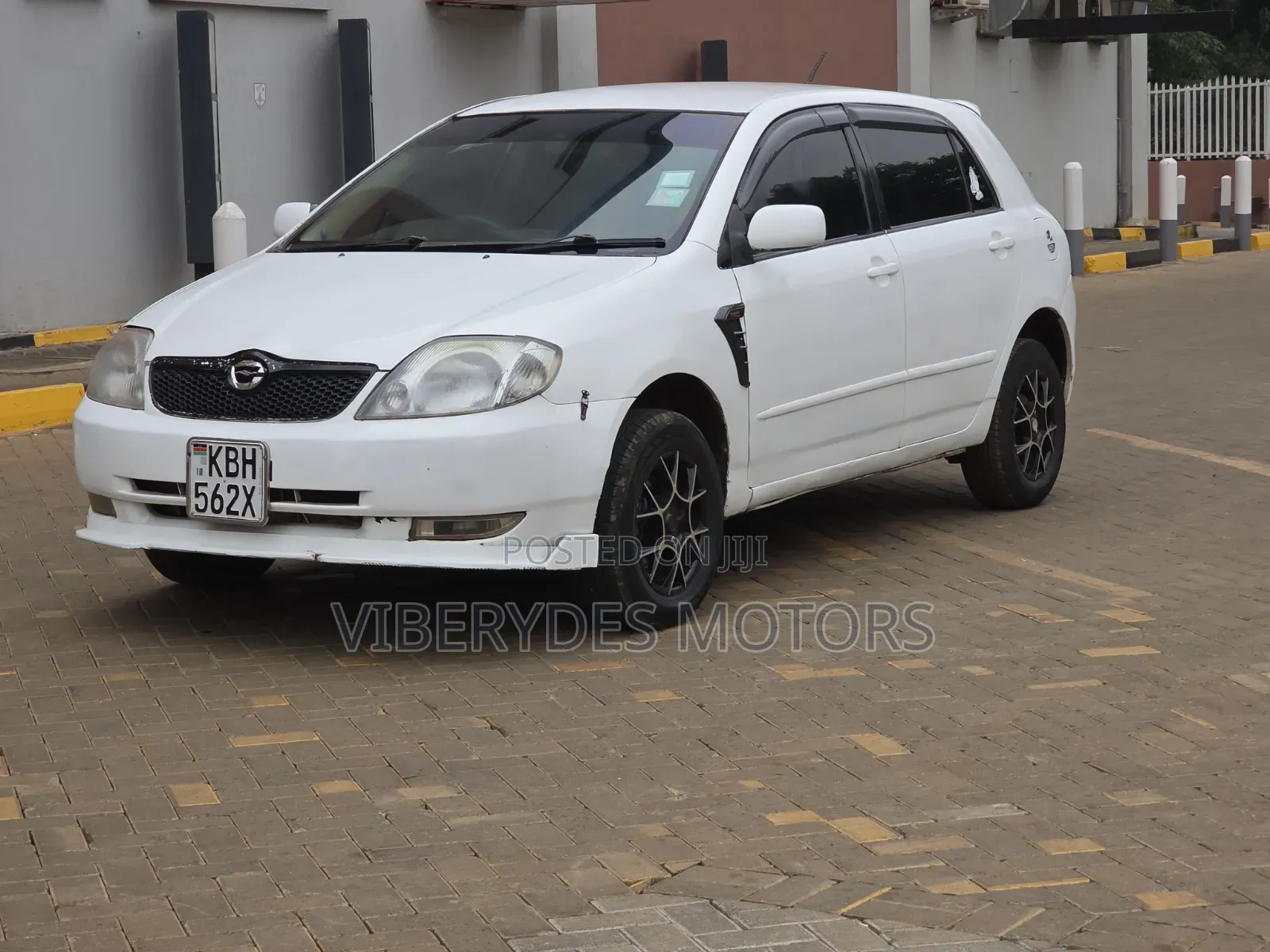 Toyota Corolla RunX 2003 White