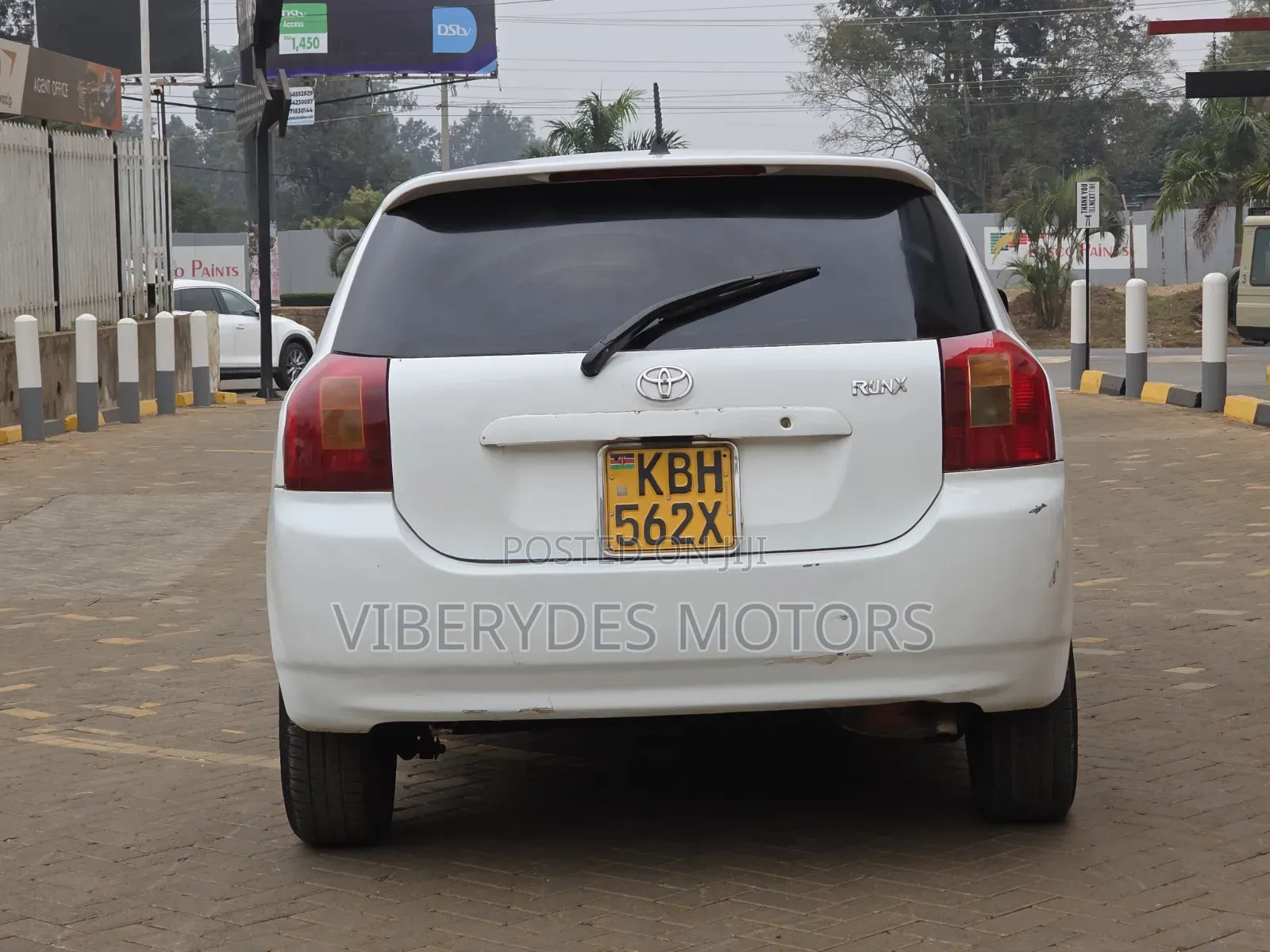 Toyota Corolla RunX 2003 White