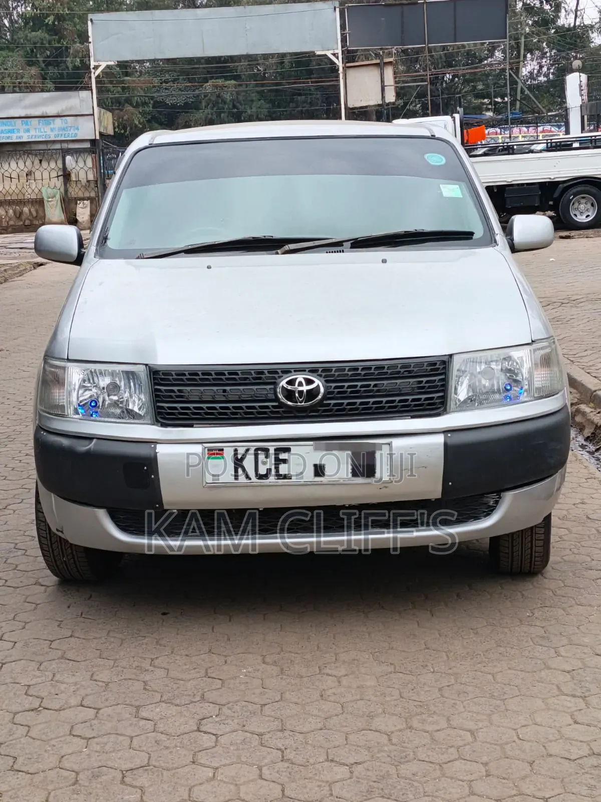 Toyota Probox 2009 Silver