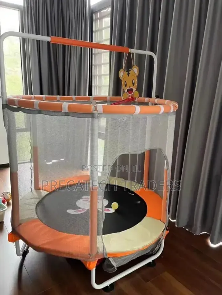4FT Jumping Trampoline With Protective Net and Rings