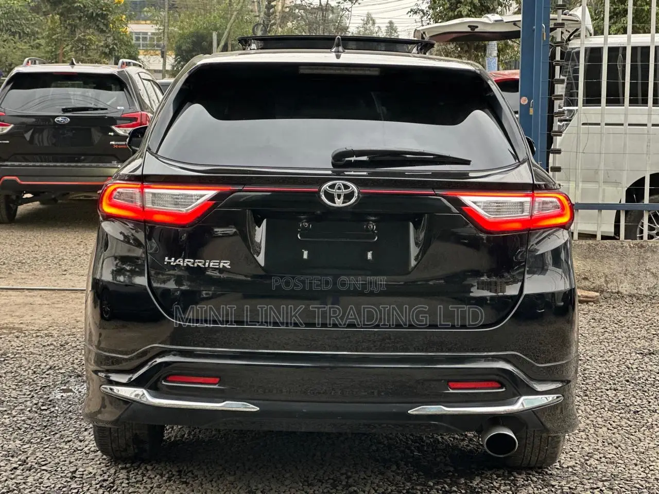 Toyota Harrier 2.0 2019 Black