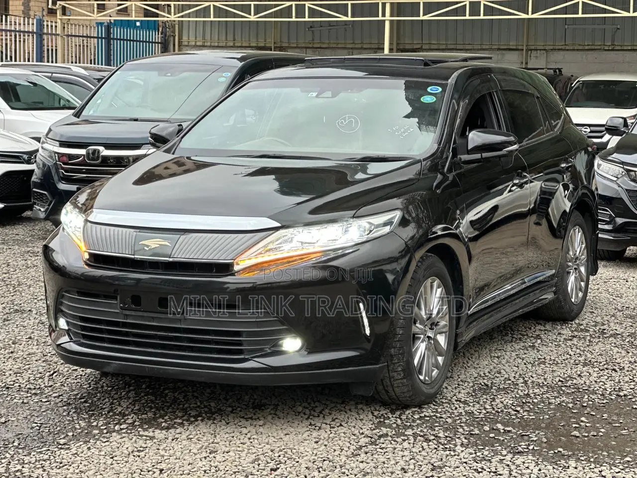 Toyota Harrier 2.0 2019 Black