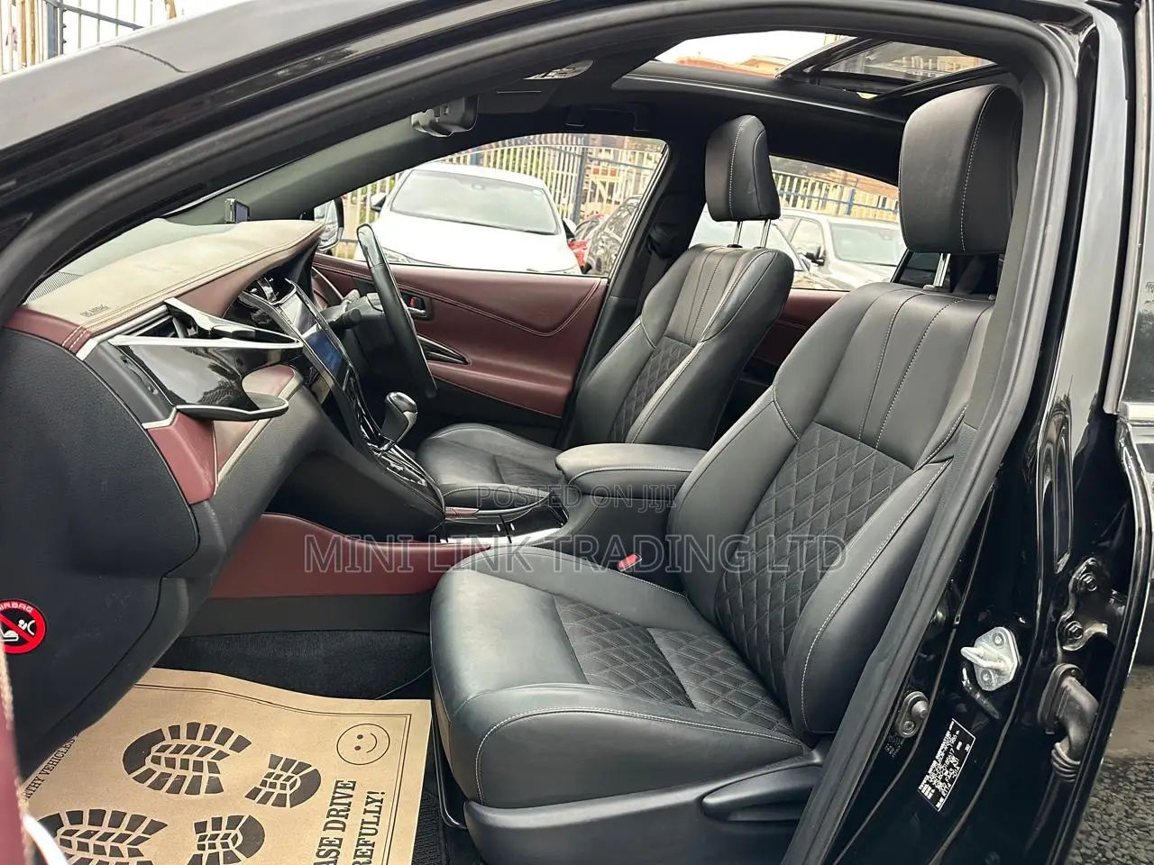 Toyota Harrier 2.0 2019 Black