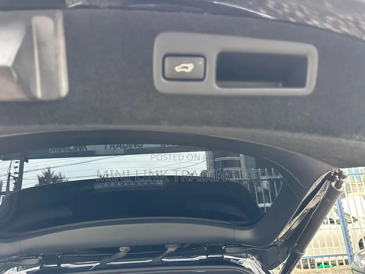 Toyota Harrier 2.0 2019 Black