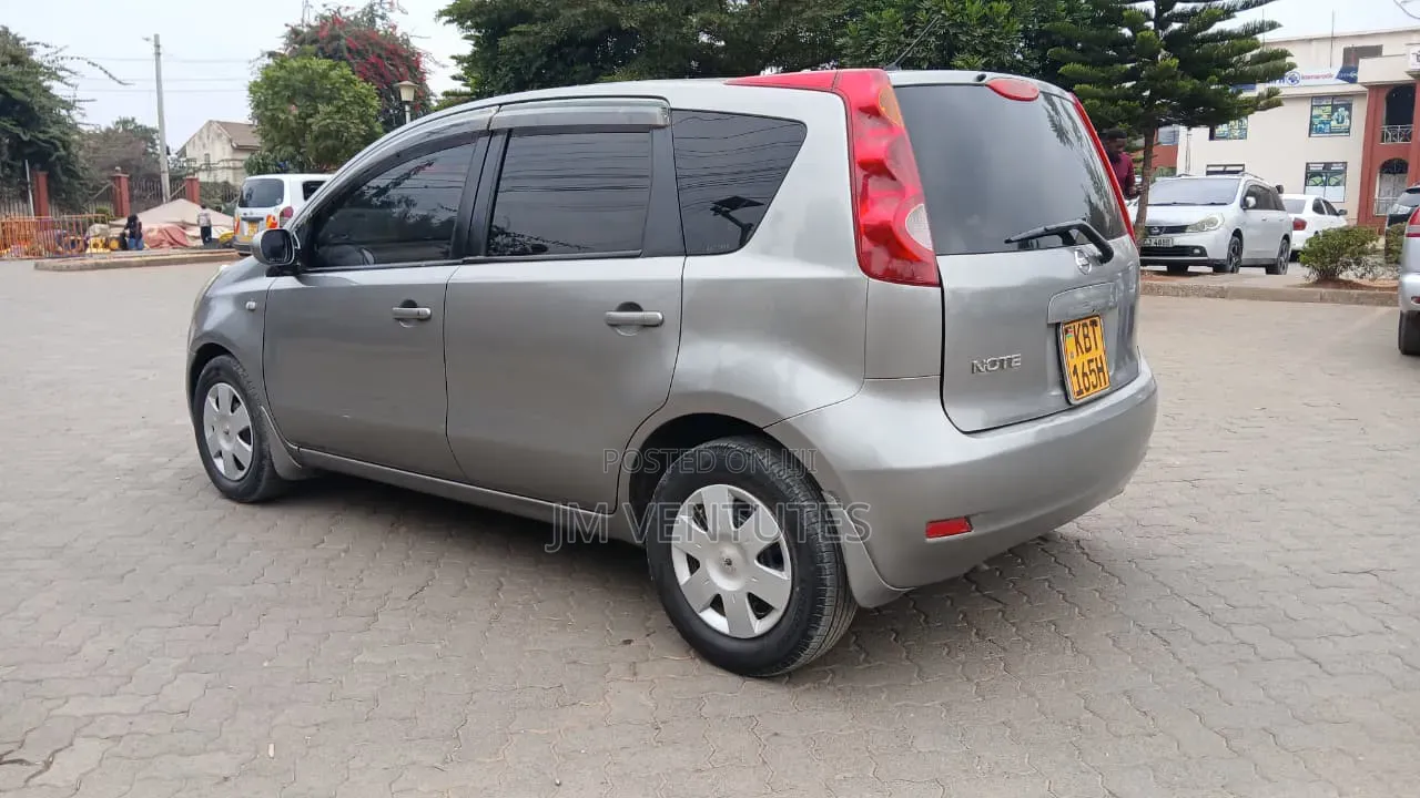Nissan Note 2006 Silver