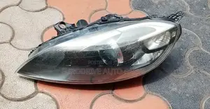 Volvo V40 Headlight Xenon 2014 Model