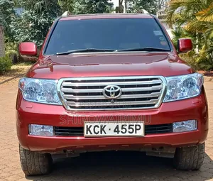 Toyota Land Cruiser 2010 Red