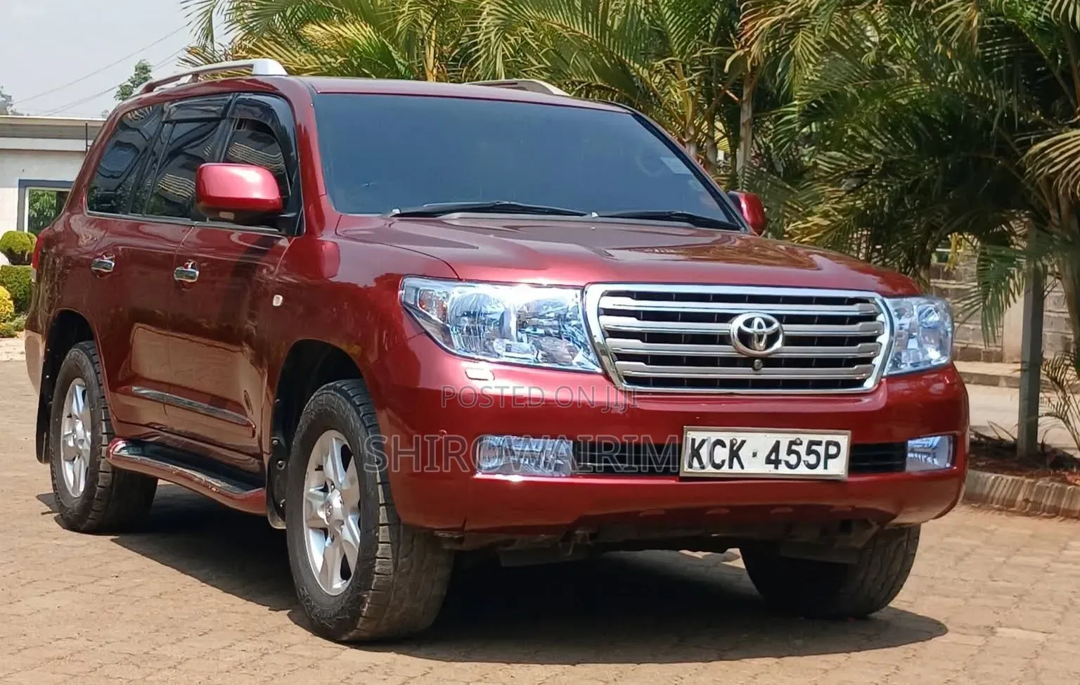 Toyota Land Cruiser 2010 Red