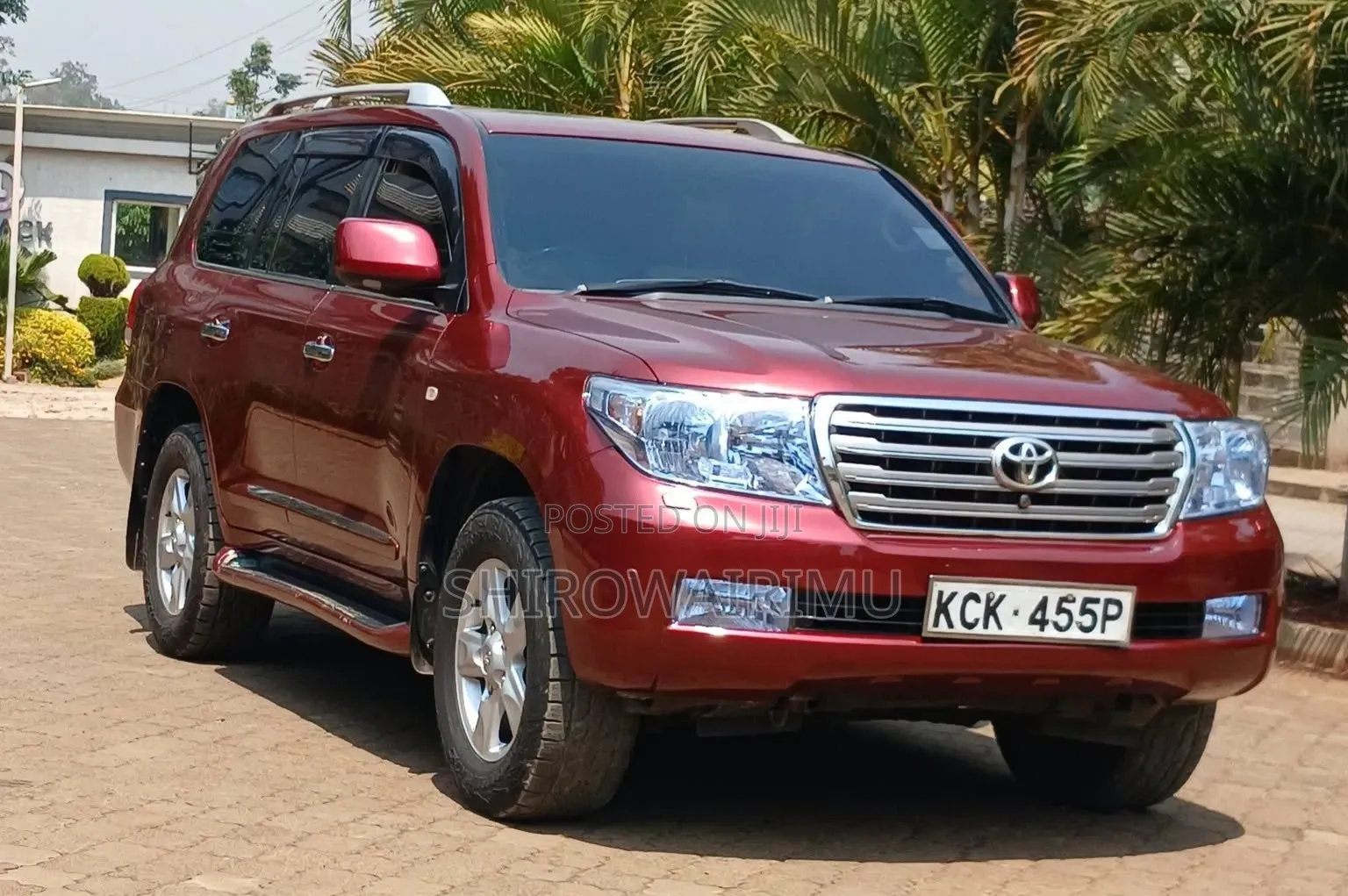 Toyota Land Cruiser 2010 Red
