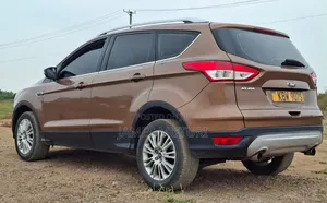 Ford Kuga 2013 Brown