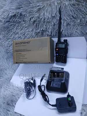 Baofeng UV-5R Handheld FM Transceiver Long Range Radio