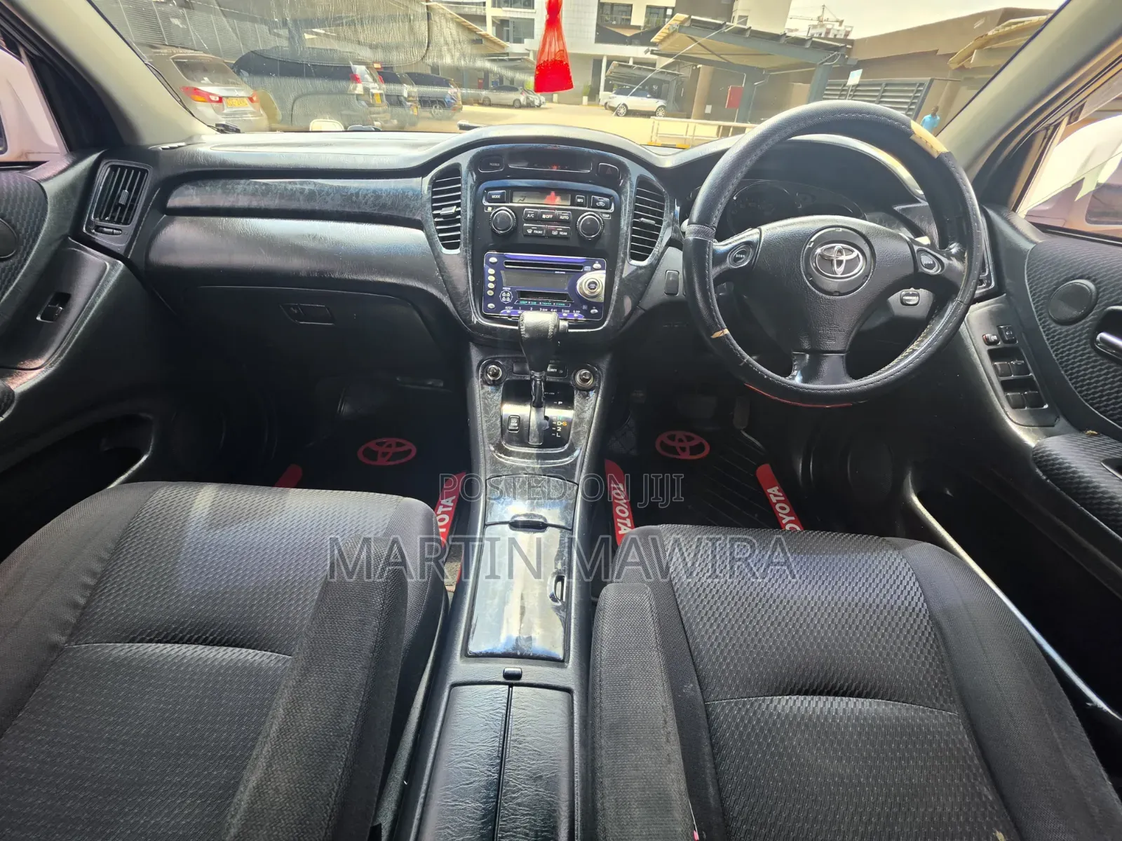 Toyota Kluger 2004 White