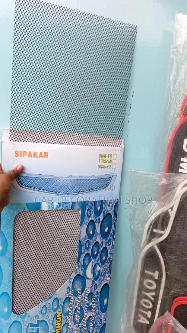 Car Customizing Metallic Aluminum Car Bumper Grill Mesh - main view