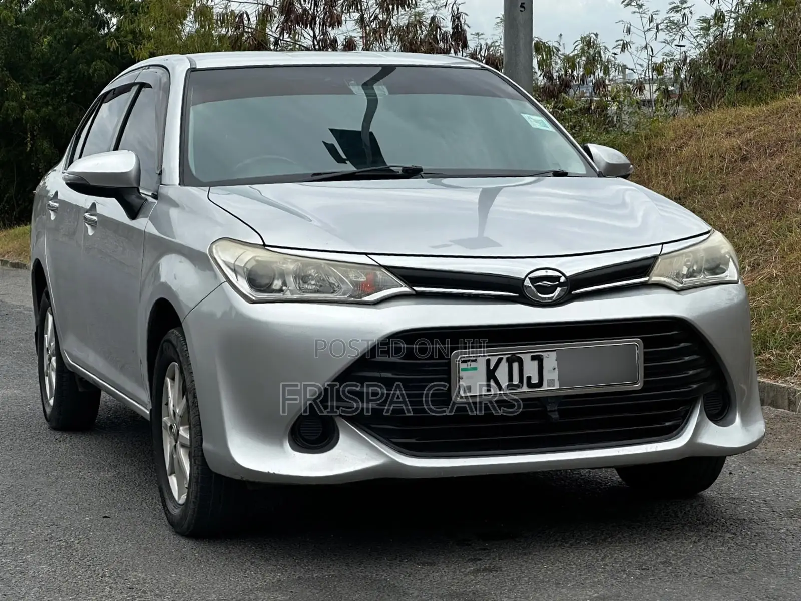 Toyota Axio 1.5 G 2WD 2015 Silver