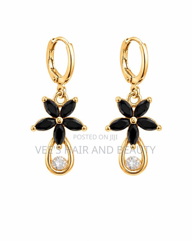 Simple Everyday Black Floral Gold Earrings | Elegant Women's Jewelry