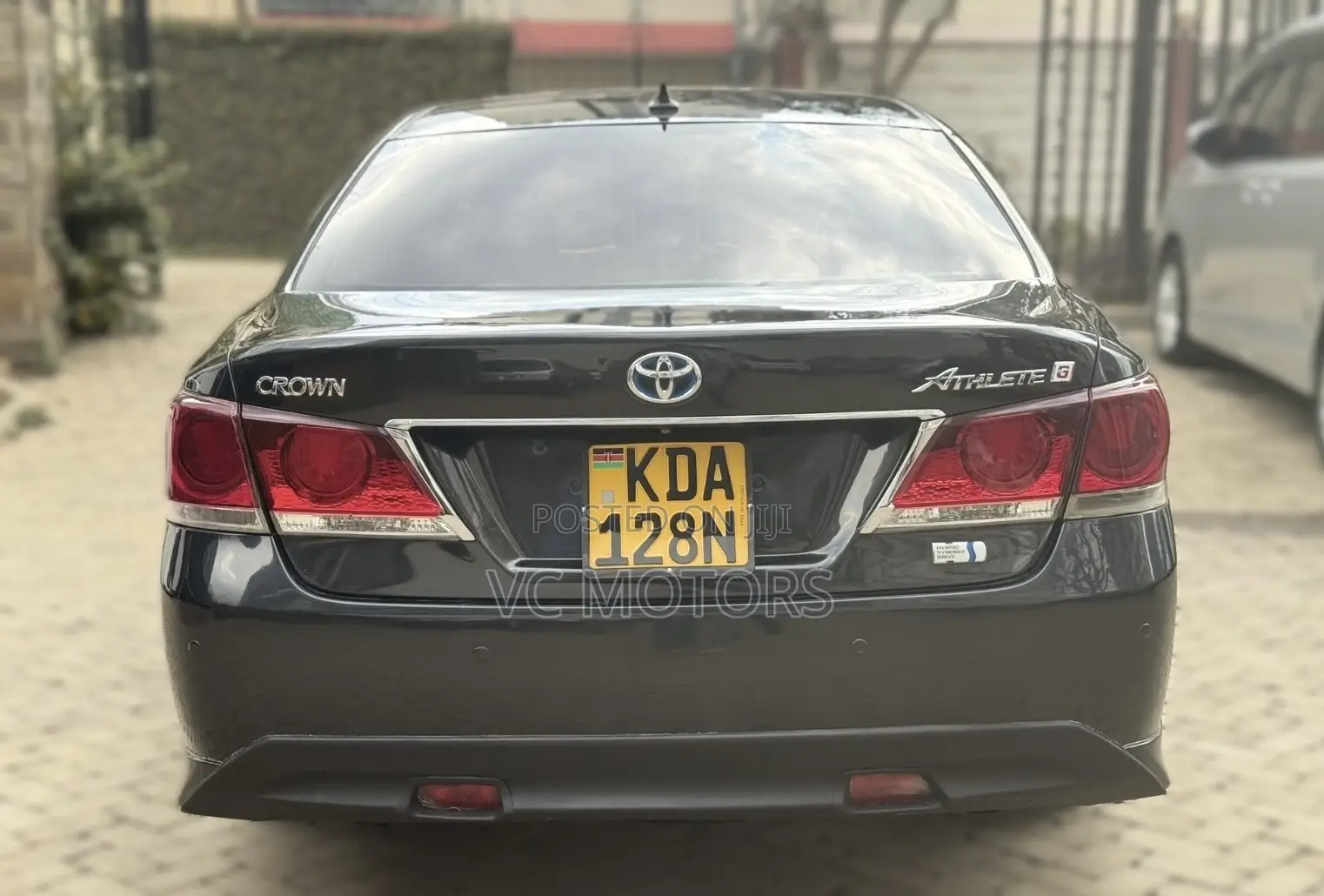 Toyota Crown 2013 Black