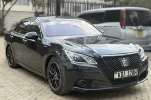 Toyota Crown 2013 Black