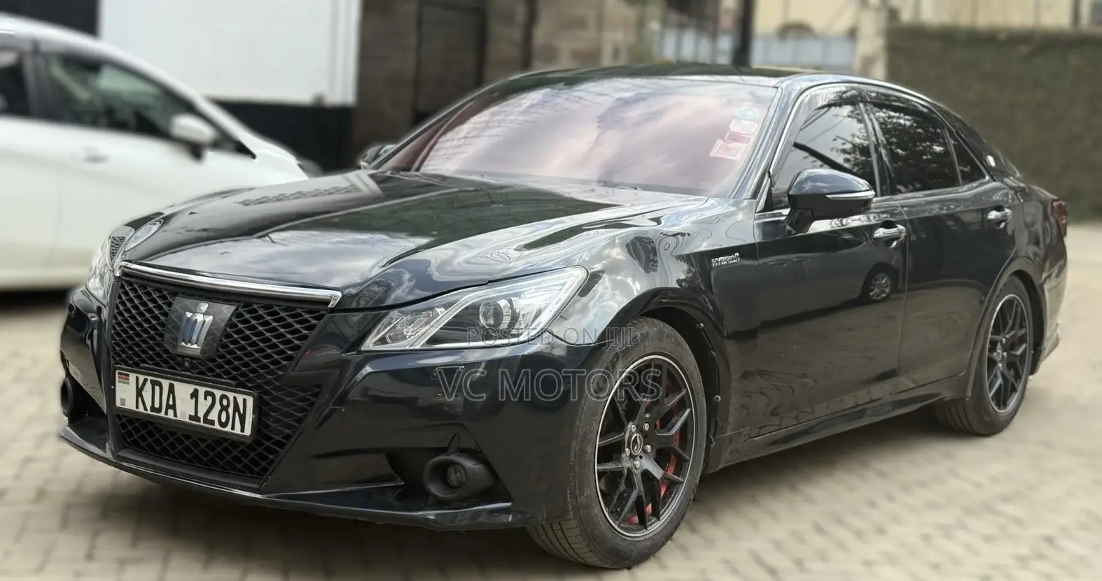 Toyota Crown 2013 Black