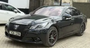Toyota Crown 2013 Black
