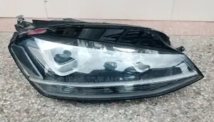 VW Golf MK7 Headlight Xenon