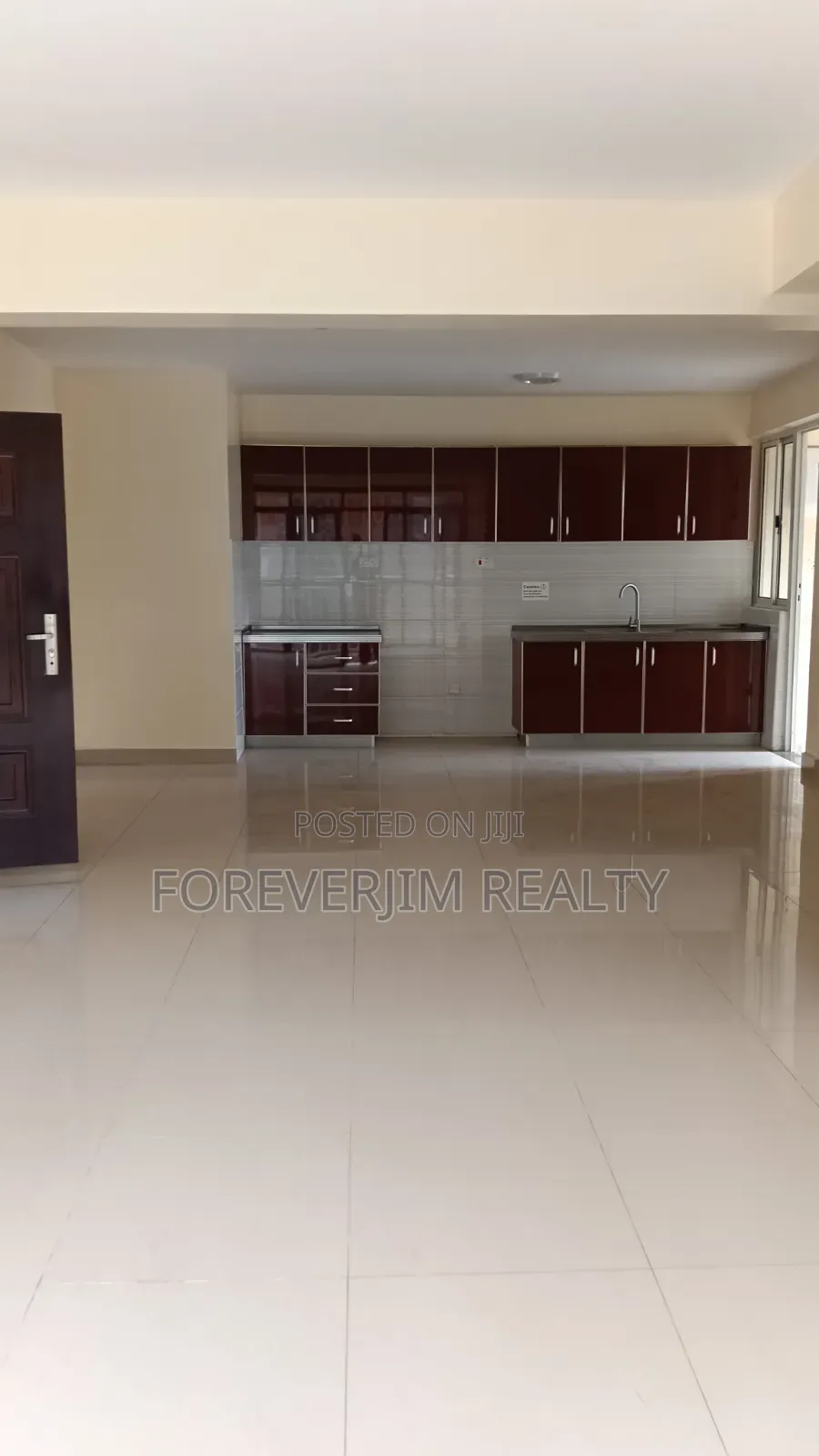 3bdrm Apartment in Wood Avenue, Kilimani for rent