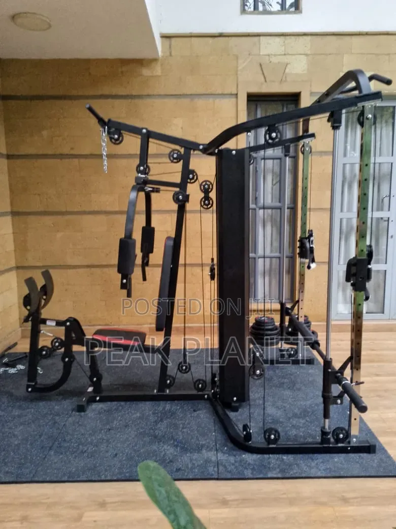 Ultimate Multifunctional Smith Machine Functional Trainer