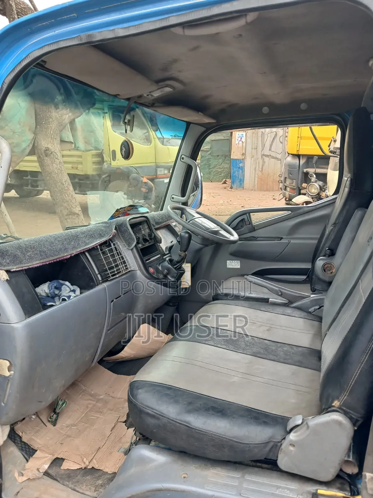 Mitsubishi Fuso Canter